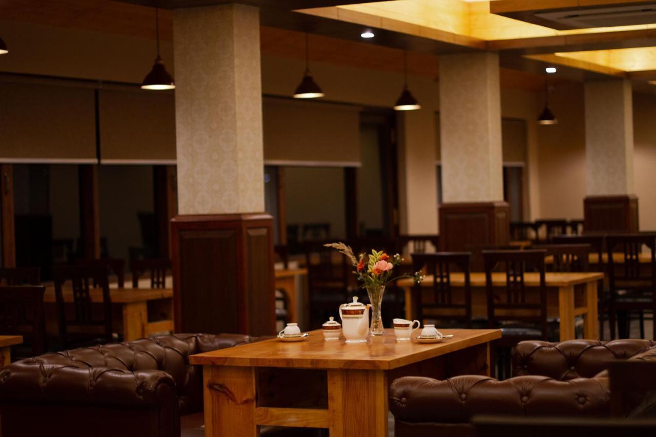 Aloka Resort Manāli Екстериор снимка