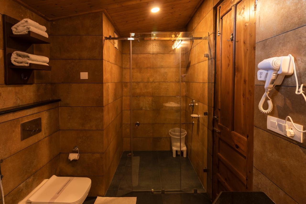 Aloka Resort Manāli Екстериор снимка