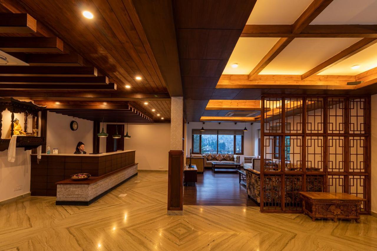 Aloka Resort Manāli Екстериор снимка
